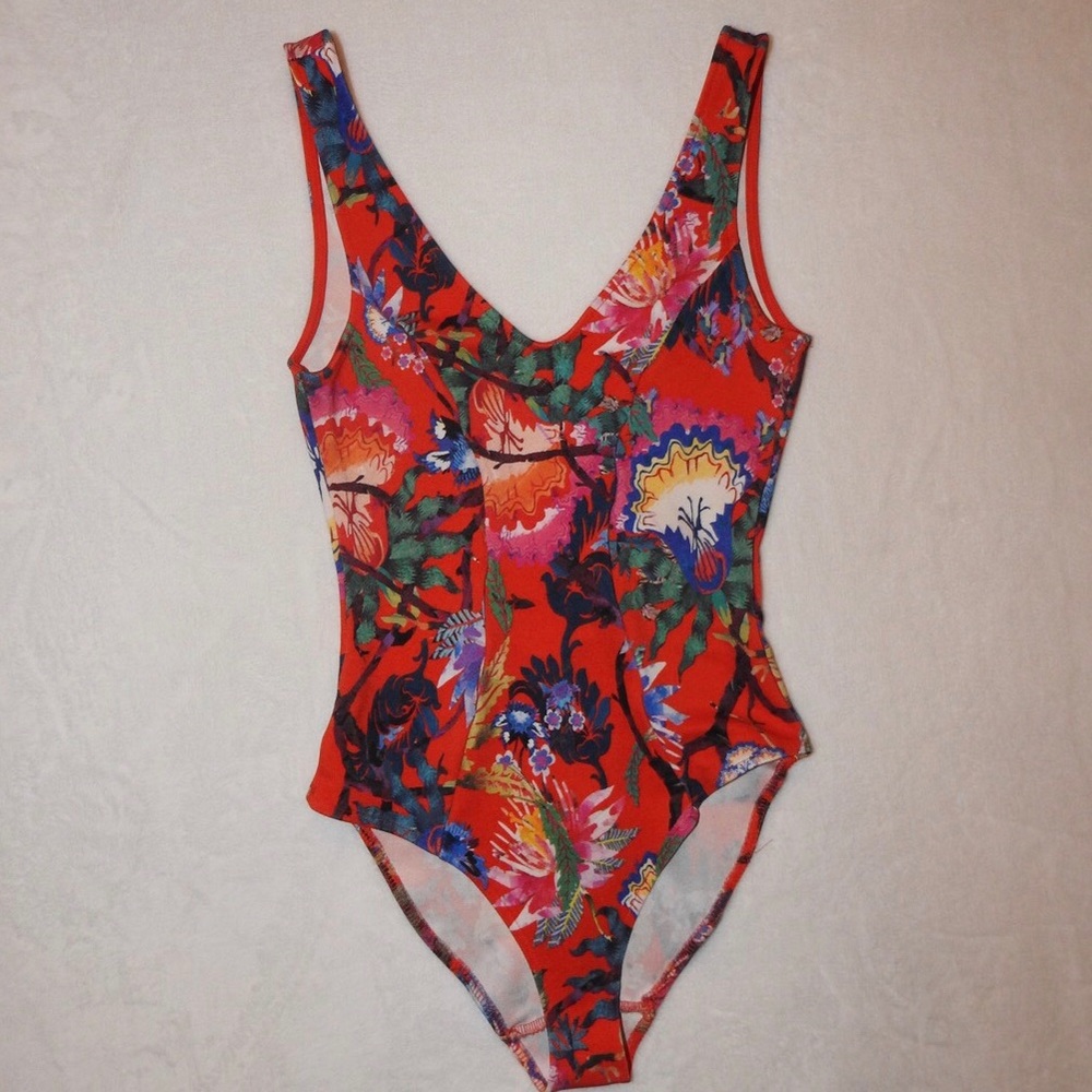 Printed body suit